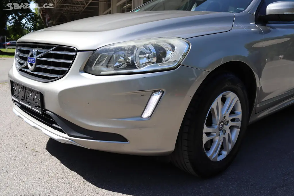 Volvo XC60, D4 2.0 133kW AT DPH - fotka 4
