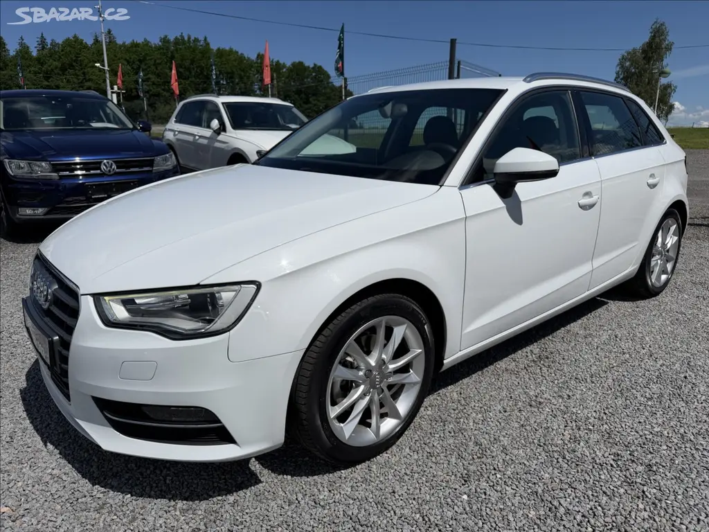 Audi A3, 2,0 Tdi 110 kw Sportback - fotka 3