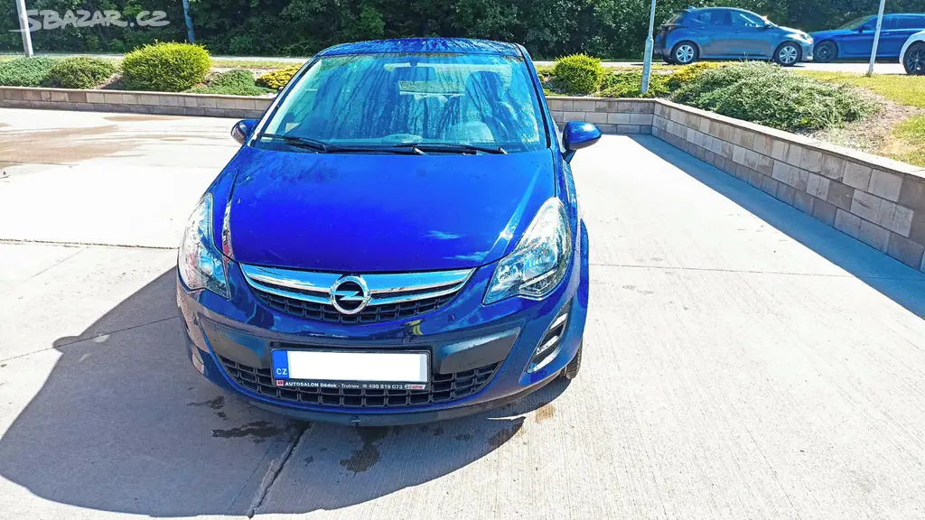 Opel Corsa 1,2 benzin, 2015, 52000 km - fotka 5