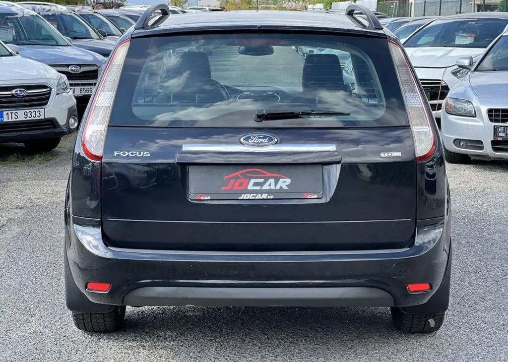 Ford Focus 1.8TDCi 85kw KLIMATIZACE ALU manuální - fotka 5