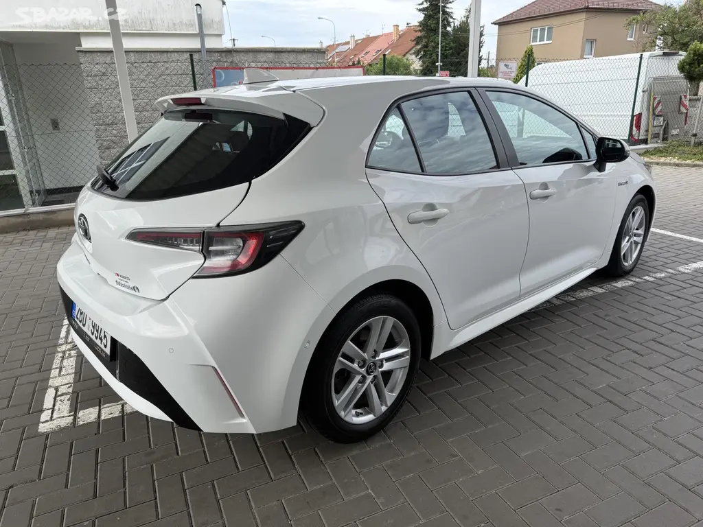 Toyota Corolla, 1,8 Hybrid Comfort Tech - fotka 4
