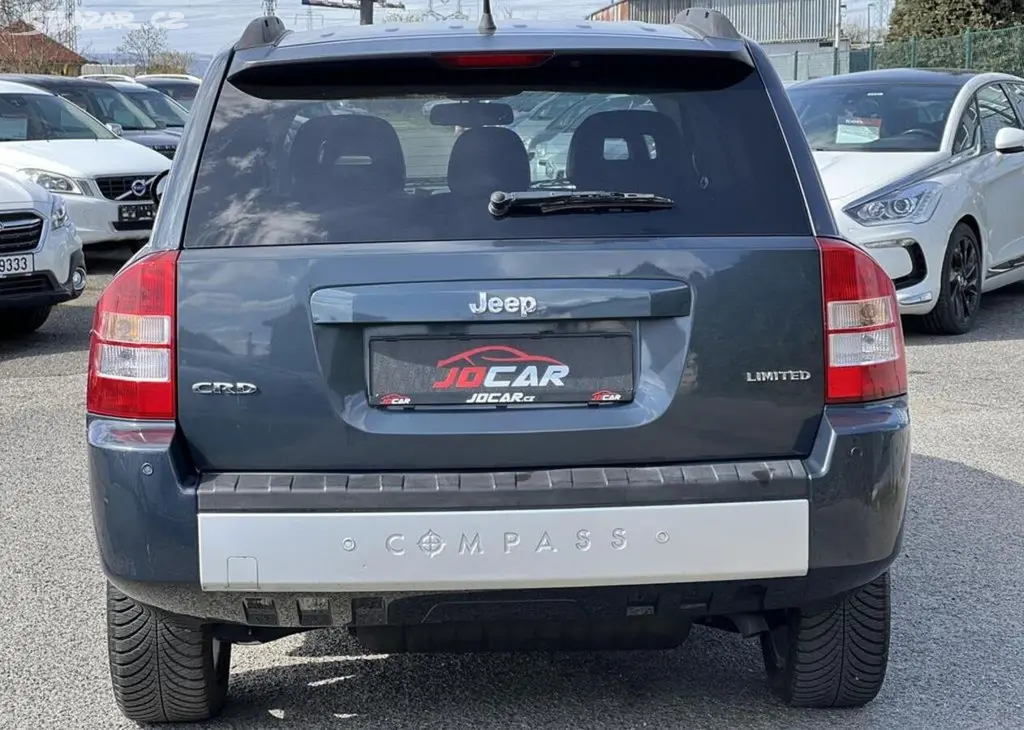 Jeep Compass 2.0CRD LIMITED 4x4 KŮŽE NAVI manuální - fotka 6