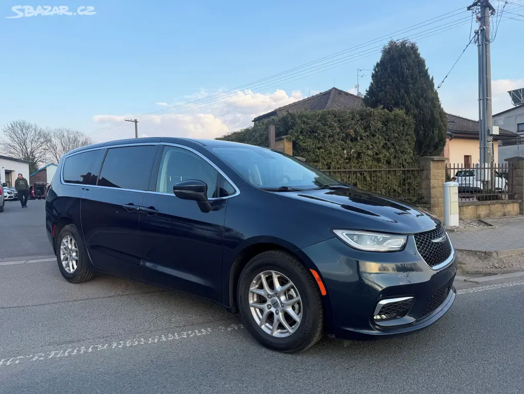 Chrysler Pacifica 3,6 Pentastar Radar RU 2023 DPH