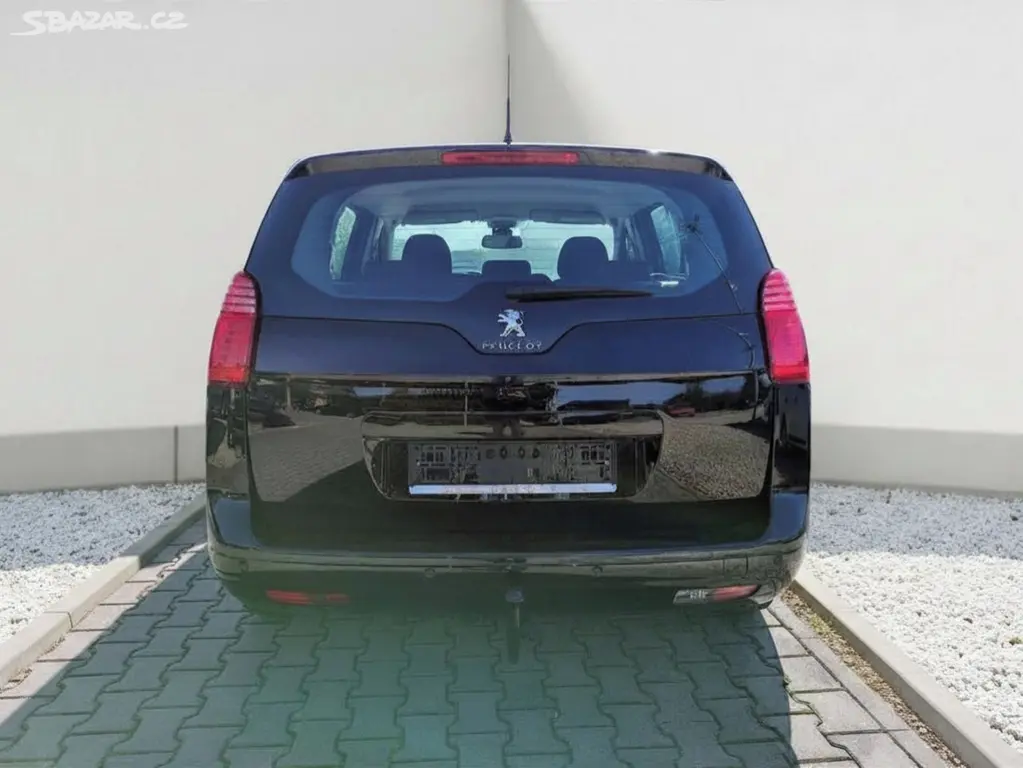PEUGEOT 5008 1.6 HDi ACTIVE 88KW,7-MÍST,PDC,ZÁVĚS - fotka 5