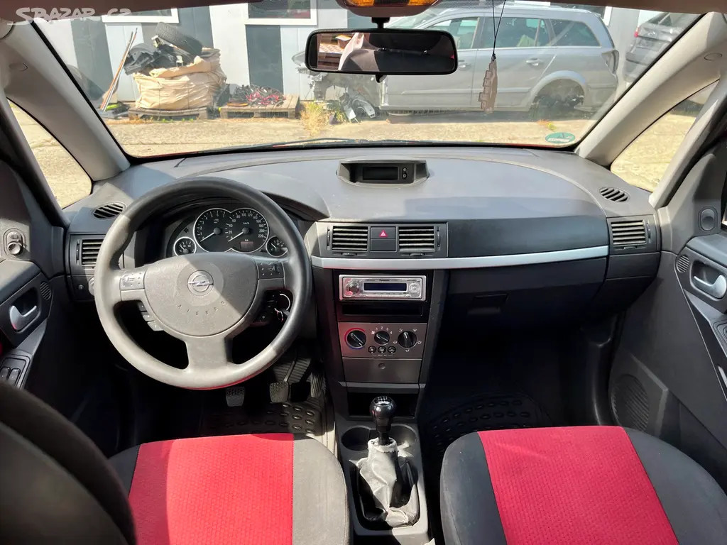 Opel Meriva 1.6 benzín rok 8/2004 STK do 6/2027 - fotka 4