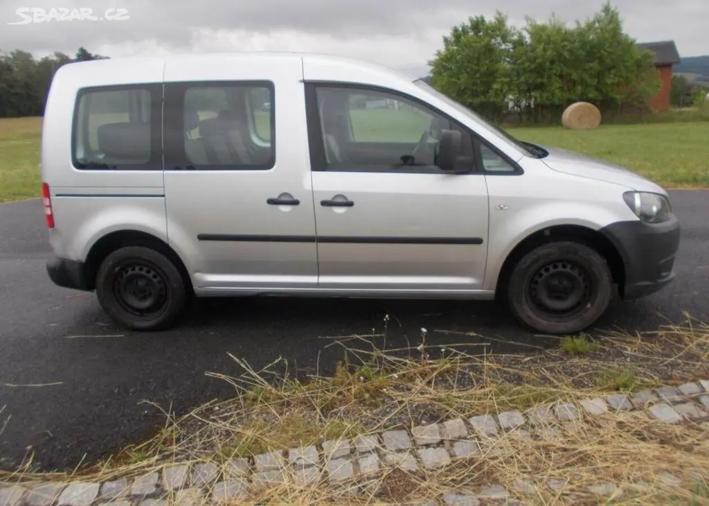 Volkswagen Caddy 2,0 CNG cng + benzín manuální - fotka 6