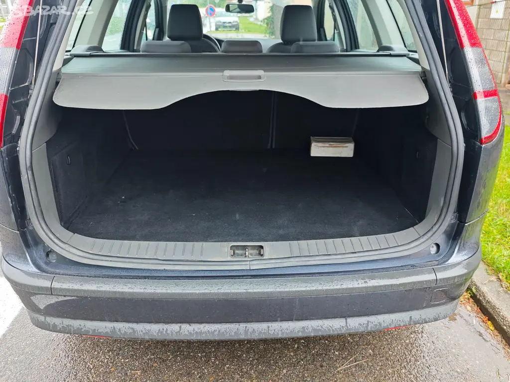 Ford Focus Kombi 1.6 TDCi, druhé generace - fotka 5