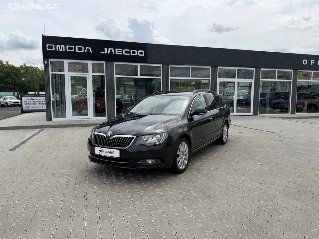 Škoda Superb, Combi/2.0TDI/4x4/DSG/Elegance