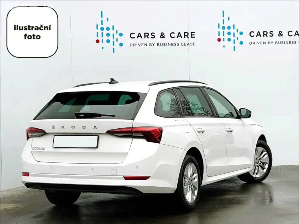 Škoda Octavia, 2,0 TDI Combi Style Plus NAVI - fotka 3