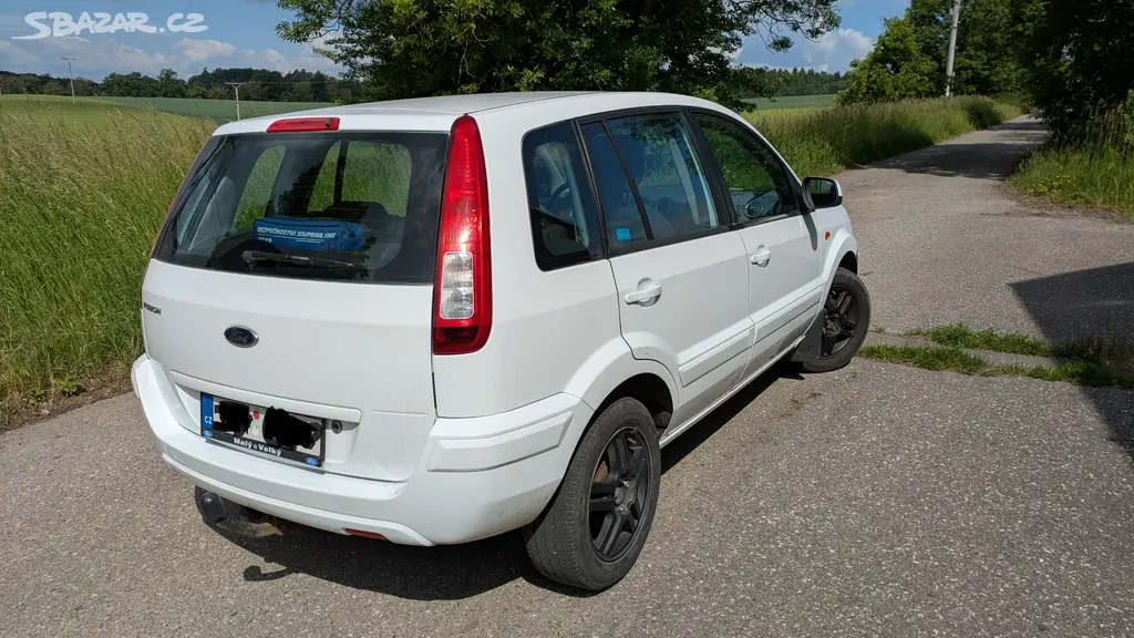 Ford fusion 1.4 benzín s tažným zařízením - fotka 3