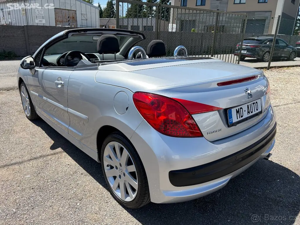 PEUGEOT 207 CC 1.6 110KW CABRIO VYHŘEV SEDADEL - fotka 3