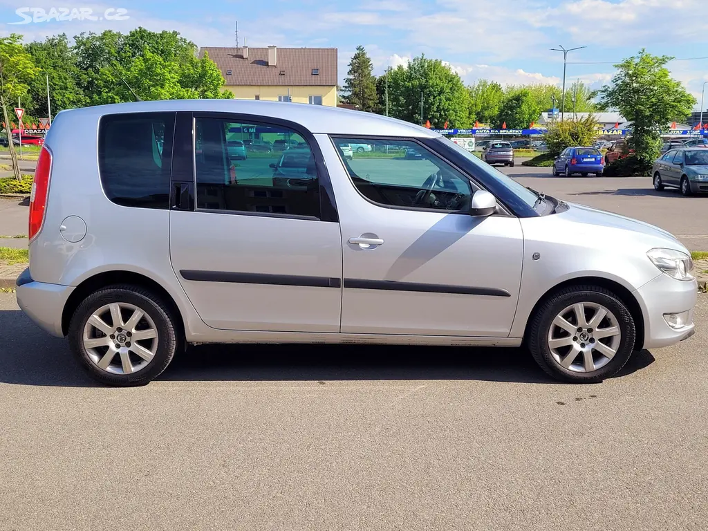 Škoda Roomster 1.2 TSI 63 kW | Servisní kniha | - fotka 3