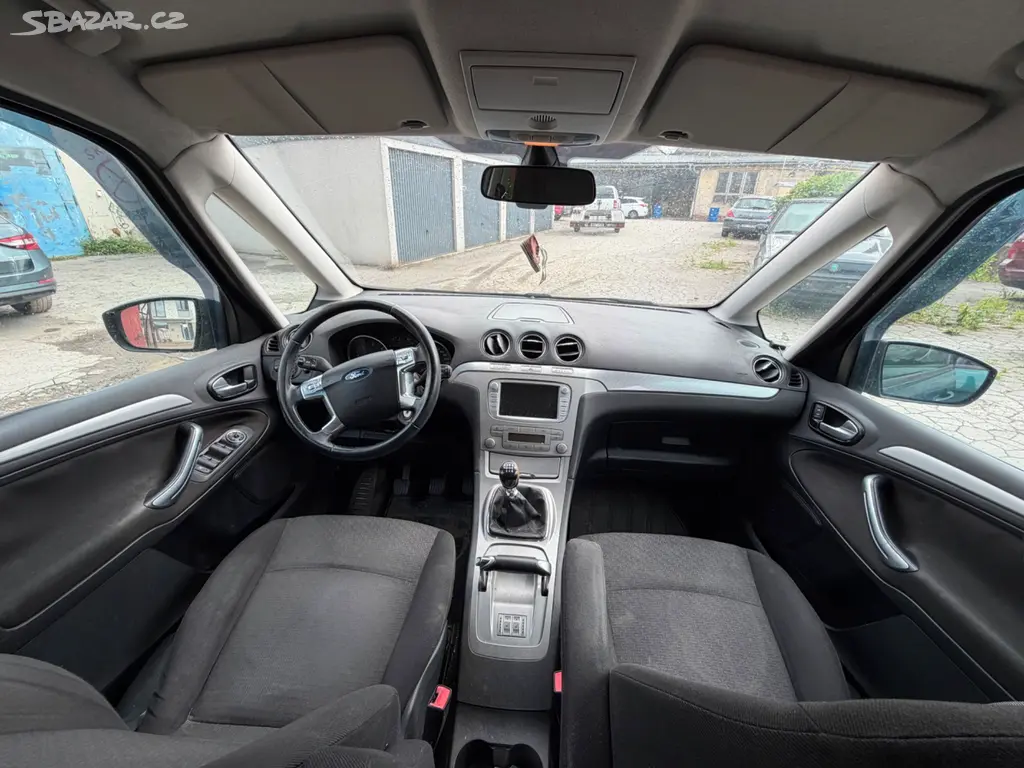 Ford Galaxy 2.0 TDCI - fotka 6