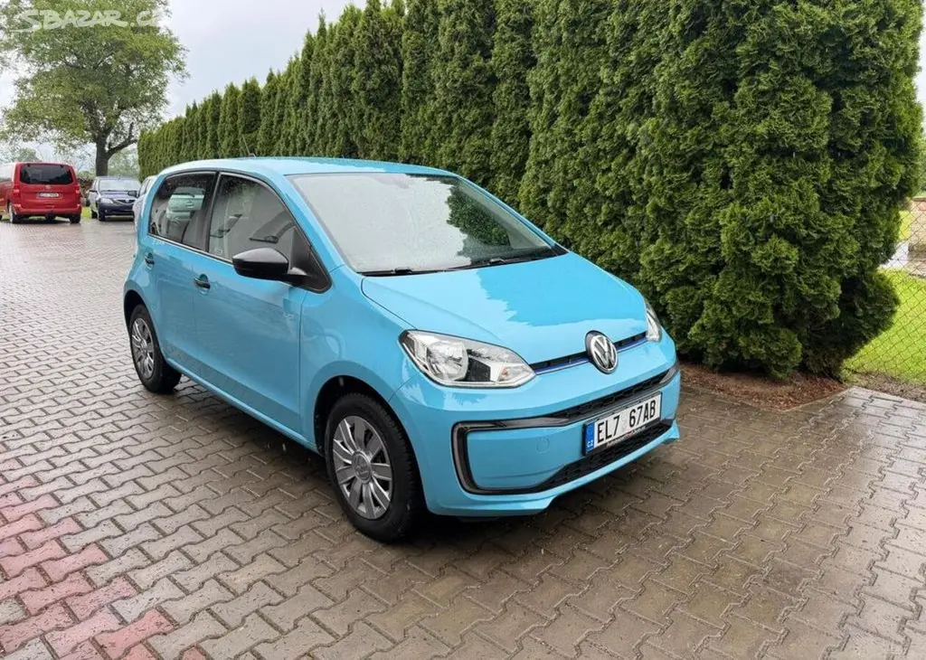 Volkswagen e-up 60 kw , serviska , Top stav - fotka 3