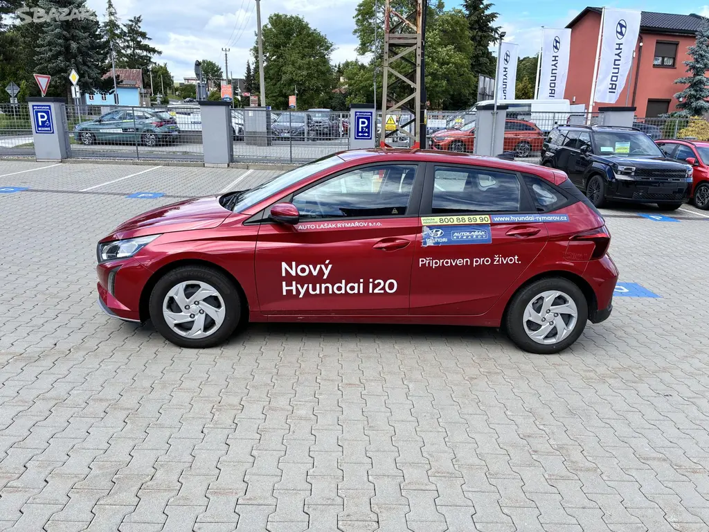 Hyundai i20, 1.2i 62kW COMFORT CLUB DPH 1MA - fotka 4