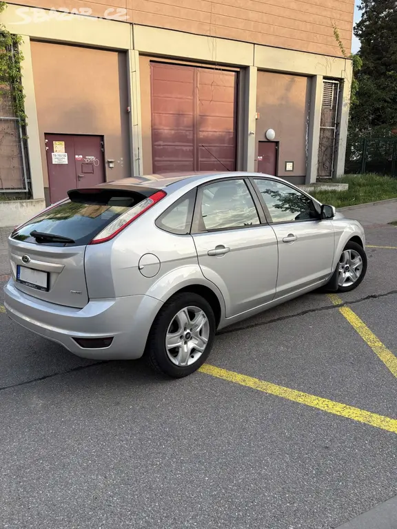 Ford Focus II 1.8 Duratec HE (92 kW), facelift - fotka 5