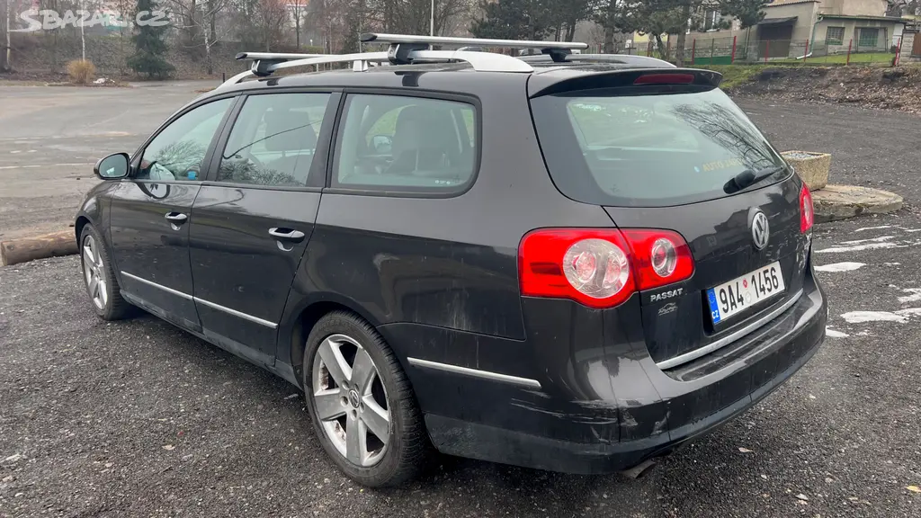 VW Passat Variant 3.2 FSI - fotka 5