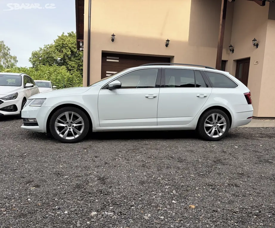 Škoda Octavia, 2.0 TDI 110 kw. DSG. Kombi. - fotka 4