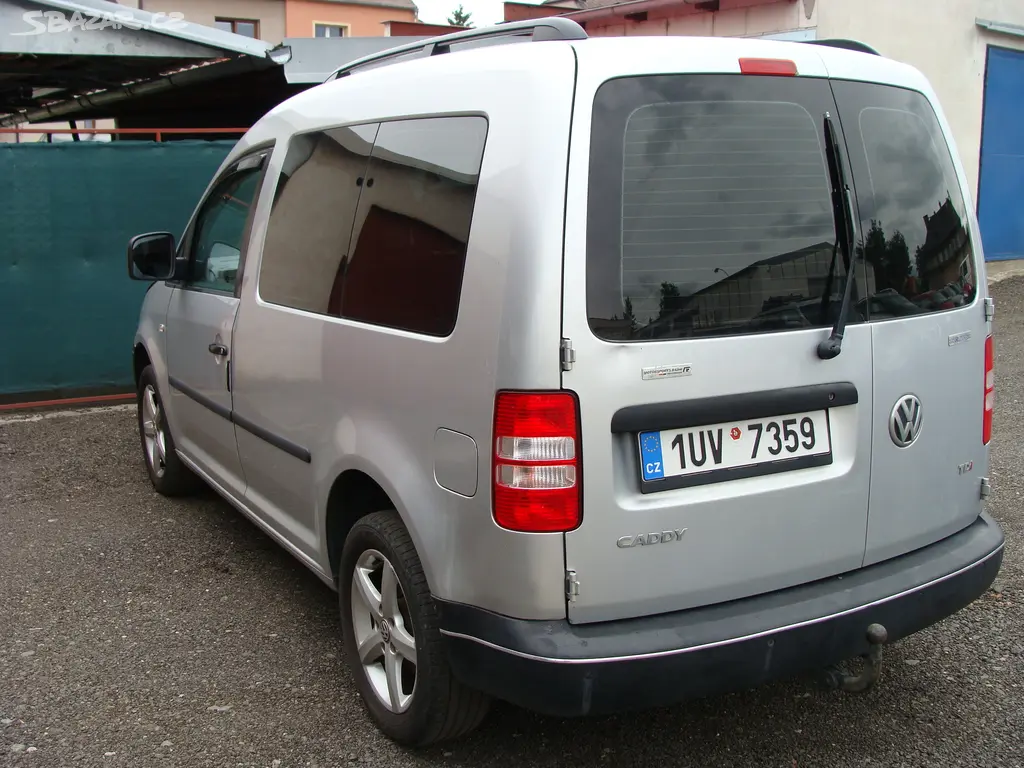 Volkswagen Caddy, 1.6 TDI 75kw 2013 HAVAROVANÉ - fotka 6