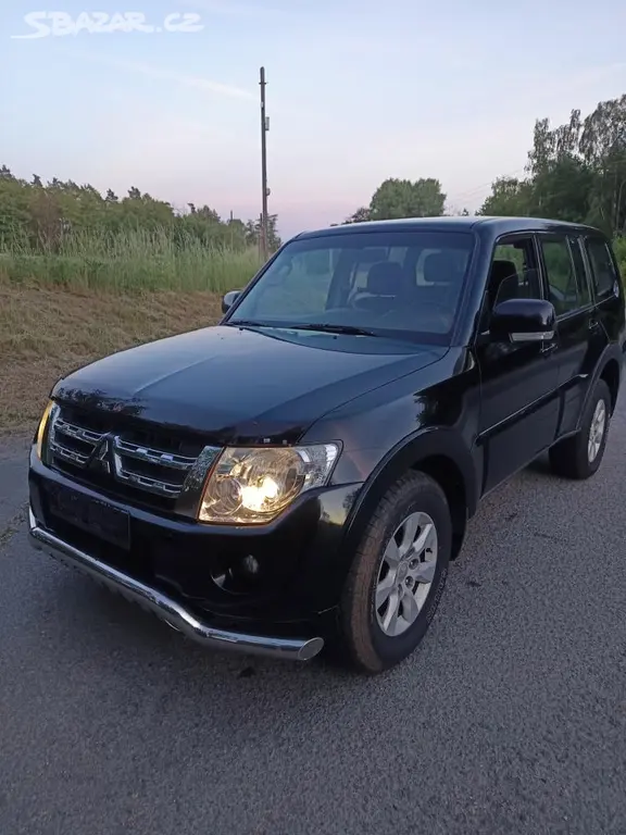 Mitsubishi Pajero V80 142 Kw 3.2 Di-D manuál 2012 - fotka 4
