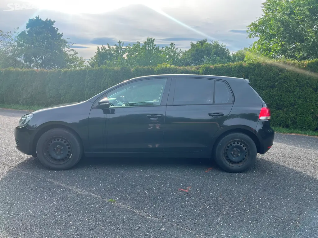 Volkswagen Golf VI, 1.6 TDI, 77kW 2010 - fotka 3