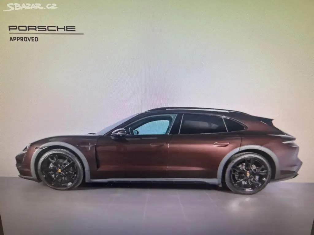 Porsche Taycan, 4 CROSS TURISMO 95% - fotka 2
