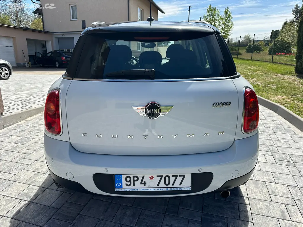 MINI Cooper Countryman - fotka 4