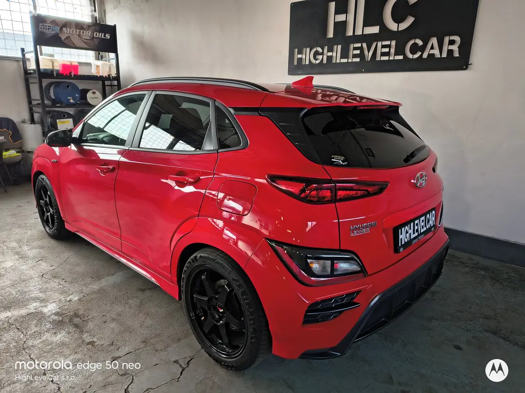 Hyundai Kona N-Line 1.6Ti 145kW původ ČR/2.majitel - fotka 3