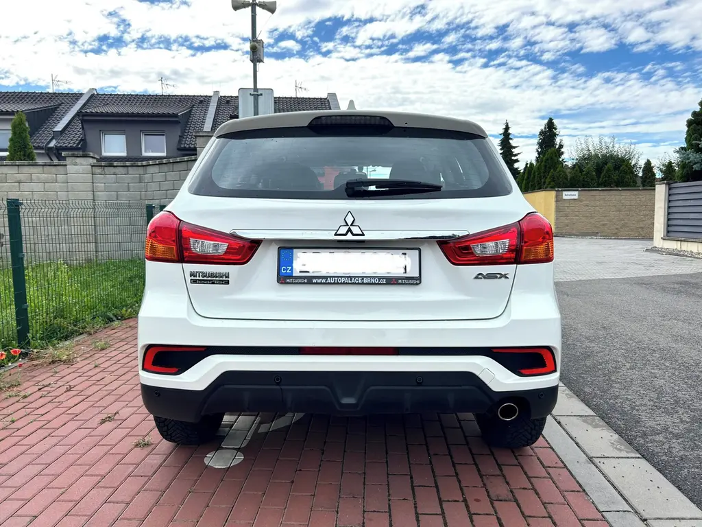 Mitsubishi ASX 1.6 MIVEC, unikátní stav 11 000km - fotka 4