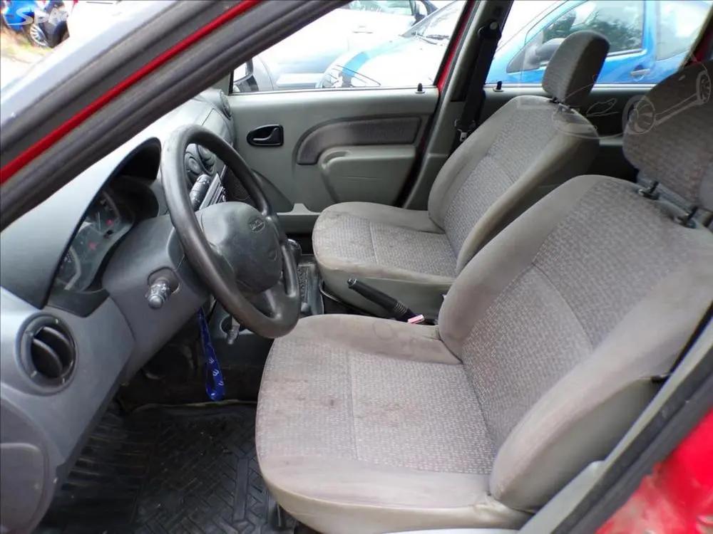 Dacia Logan 1,5 dCi KLIMA,7.MÍST - fotka 6