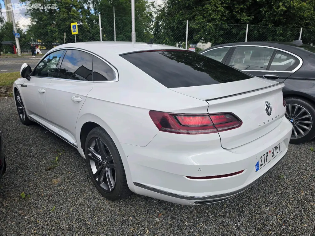 Volkswagen Arteon2.0 TDI R-Line TZ Led Alcantra - fotka 3
