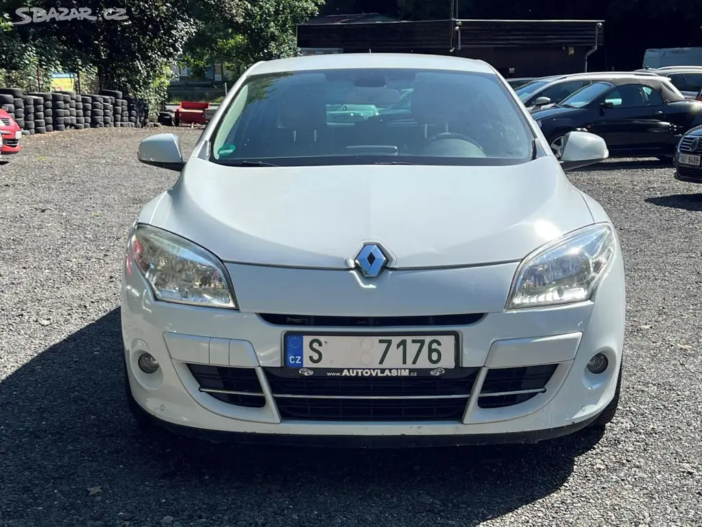 Renault Megane 2.0 Dci 118 kw LUXE 210tkm serviska - fotka 3