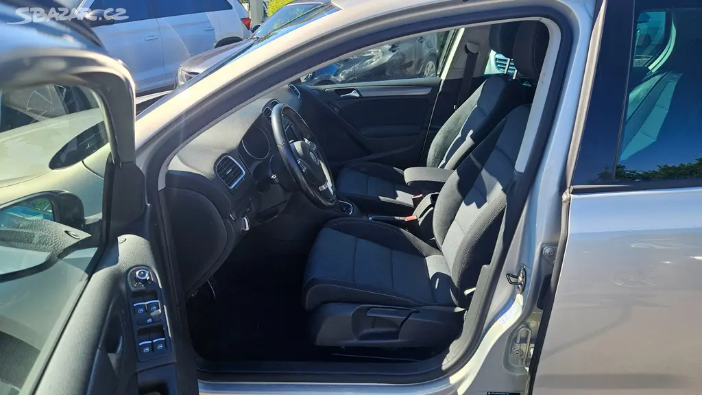 Volkswagen Golf 1,4 TSi - fotka 5