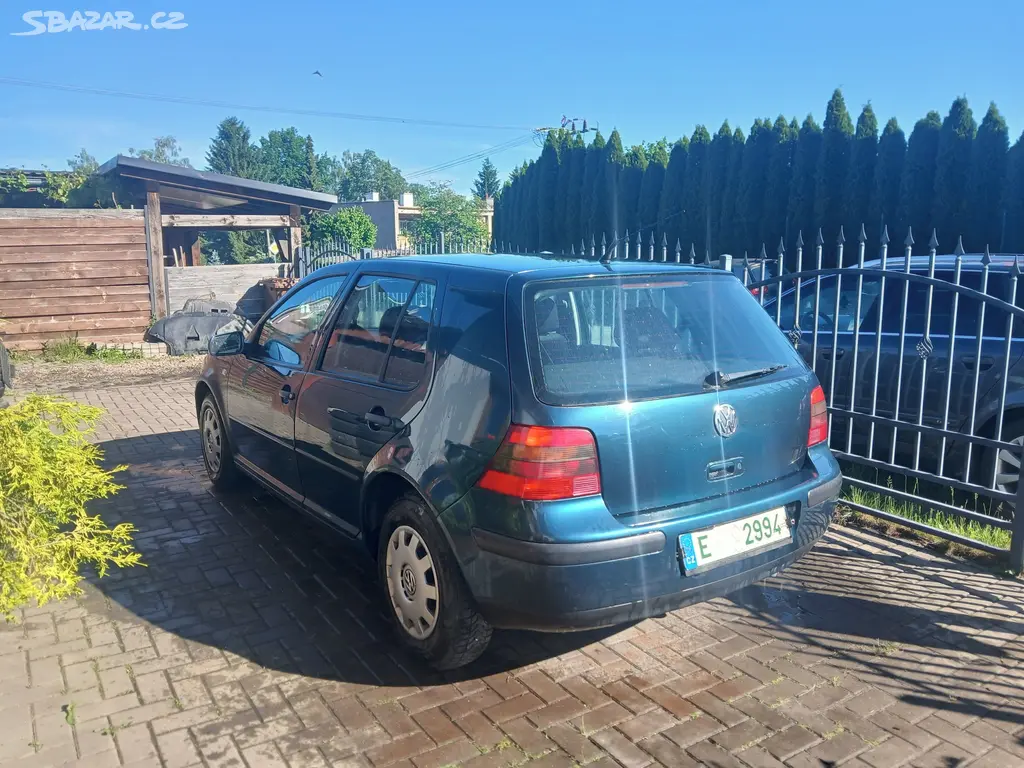 Volkswagen golf 1.4Mpi, 55kW, Nová STK - fotka 3