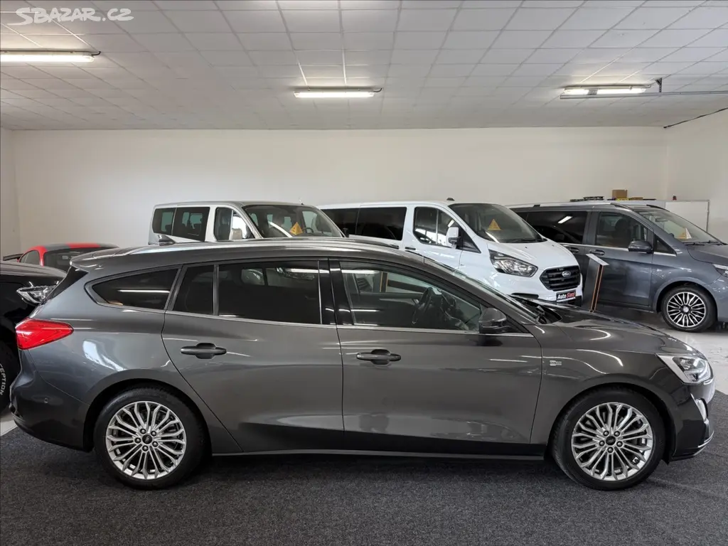 Ford Focus, 2,0 Titanium 110kW,LED,Top sta - fotka 4