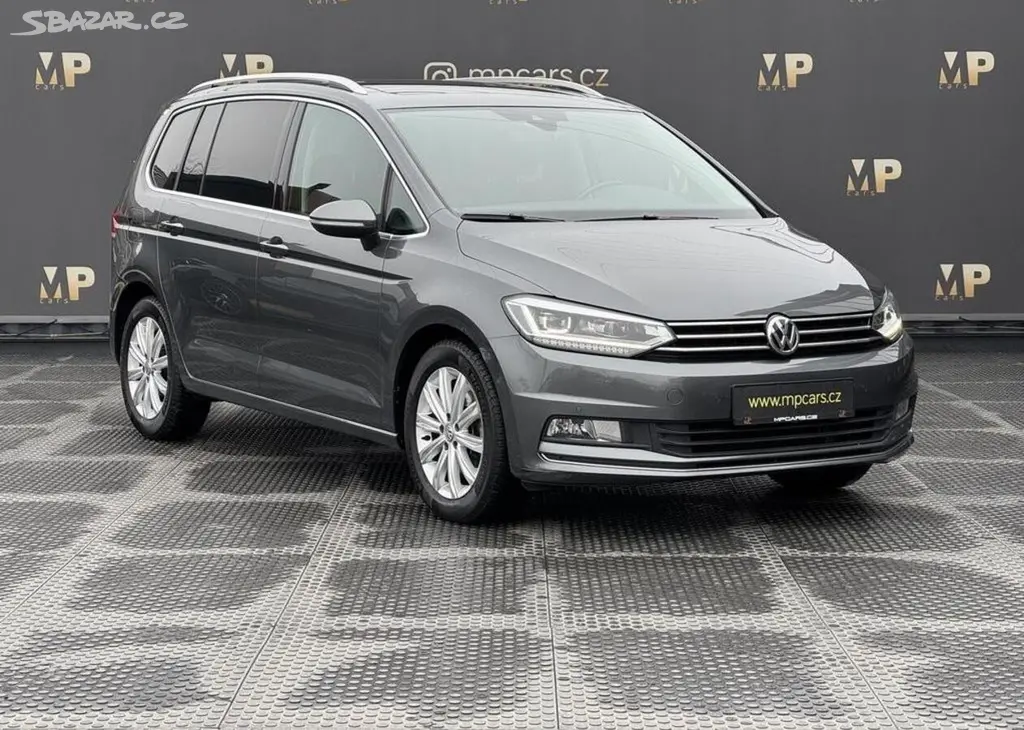 Volkswagen Touran 2.0TDi Carat, PANO, - fotka 3