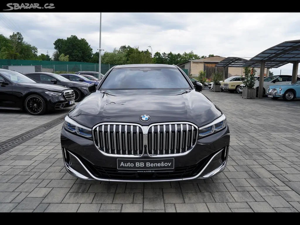 BMW Řada 7, 730d xDrive/9AT/Lasery