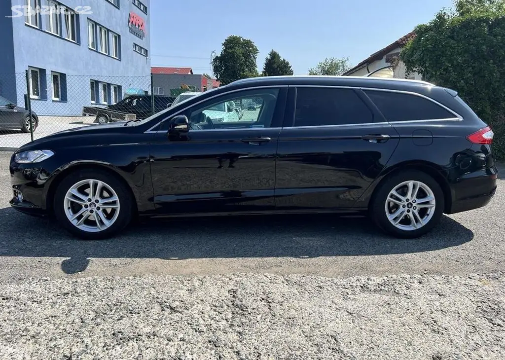 Ford Mondeo 2.0TDCi 4x4 AUTOMAT odp. DPH - fotka 4