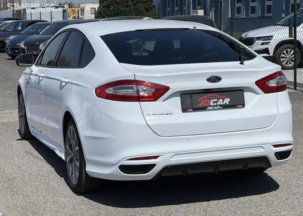Ford Mondeo 2.0TDCi ST-Line Business KŮŽE manuální - fotka 5