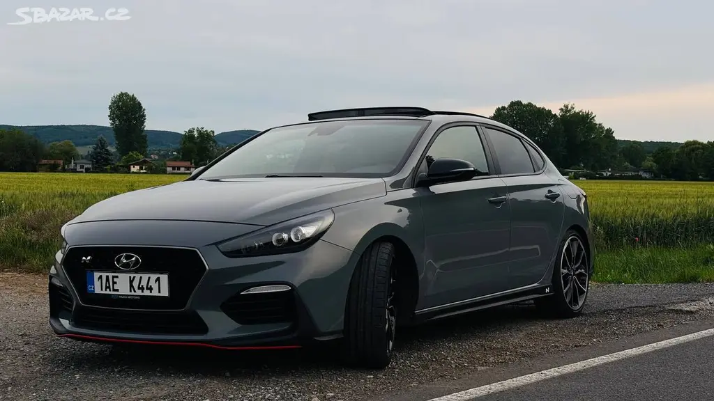 Hyundai i30N 2.0 Performance Panoramatická střecha - fotka 4