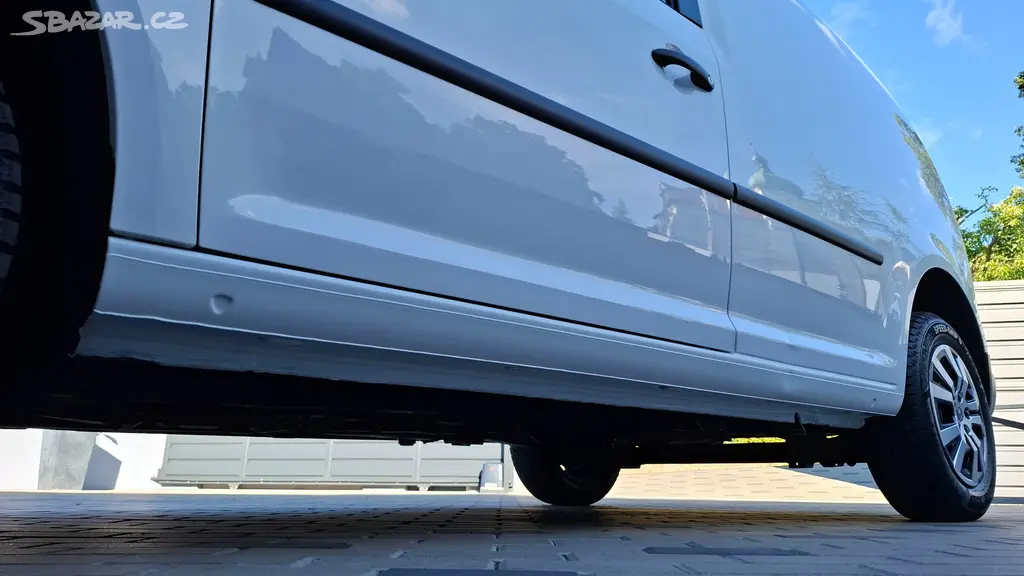 Volkswagen Caddy III 1,6 TDI - DIESEL - PĚKNÝ STAV - fotka 5
