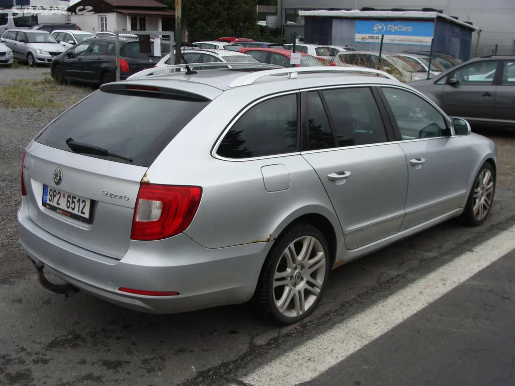 Škoda Superb, 2.0 TDi, 125 kW, 4X4, klima - fotka 5