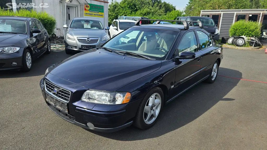 Volvo S60 2,4D - fotka 2