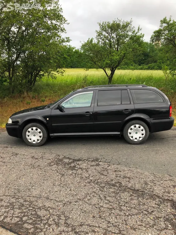 Škoda Octavia Tour - fotka 5