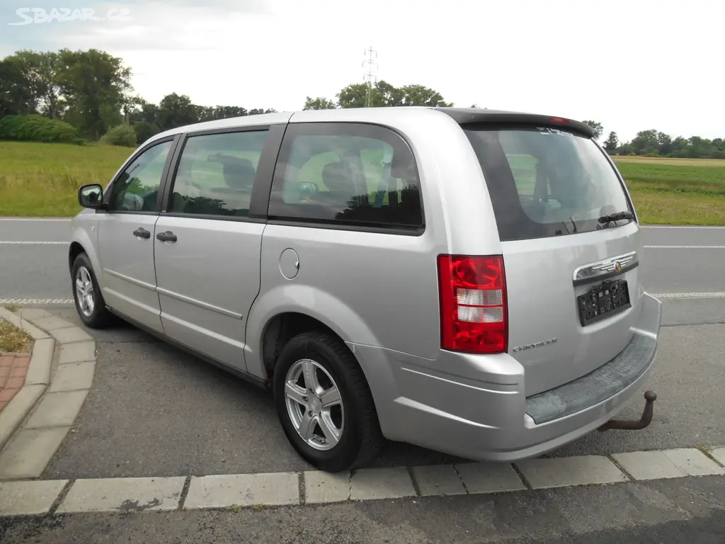 Chrysler Grand Voyager RT 3.8 V6 EU 2009 - fotka 3
