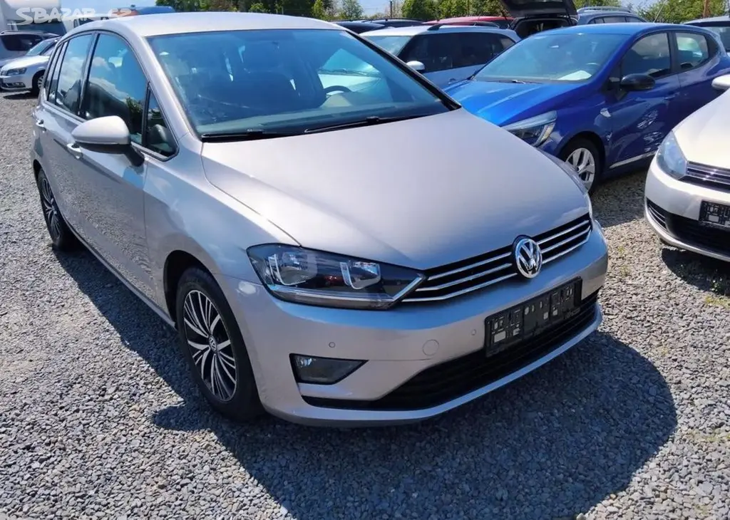 Volkswagen Golf Sportsvan - fotka 5