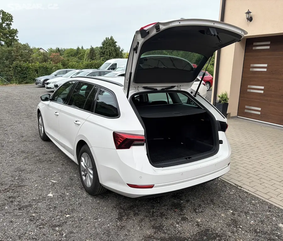 Škoda Octavia, kombi 2.0TDI. Rv22. 116 tiskm - fotka 6