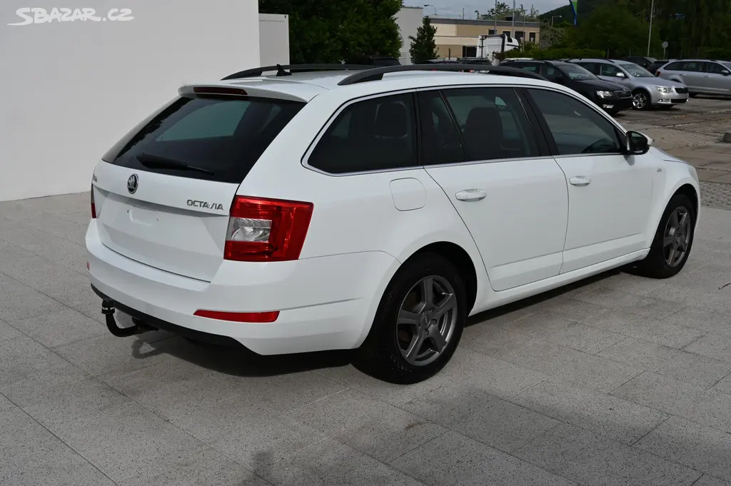 Škoda Octavia, 1.6TDI 77KW Edition 4/2015 - fotka 5