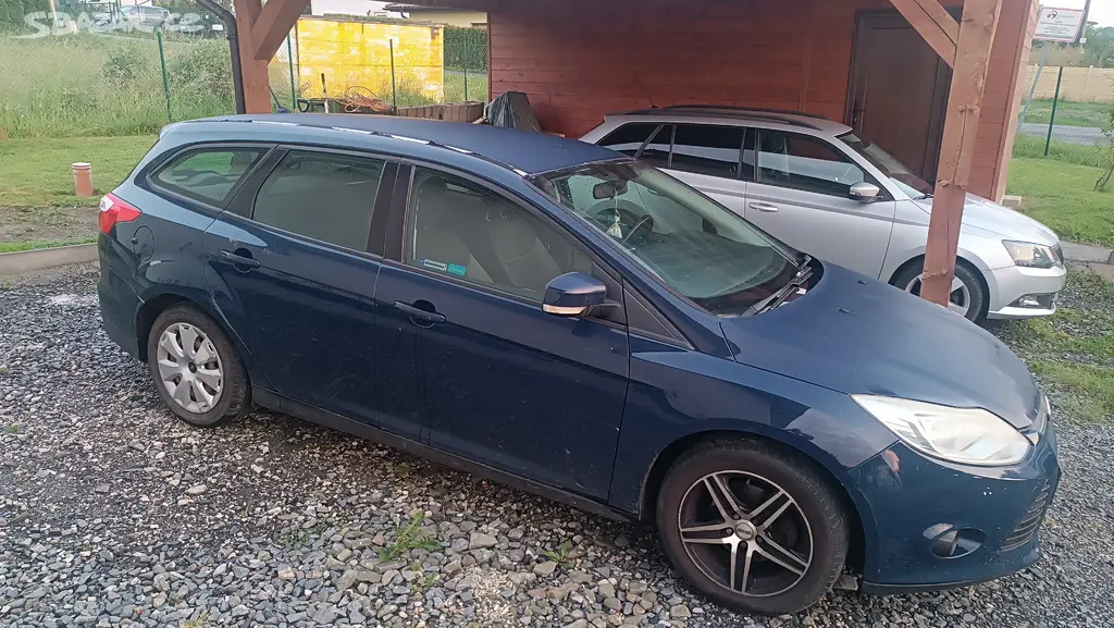 Ford Focus kombi 2012 - fotka 2