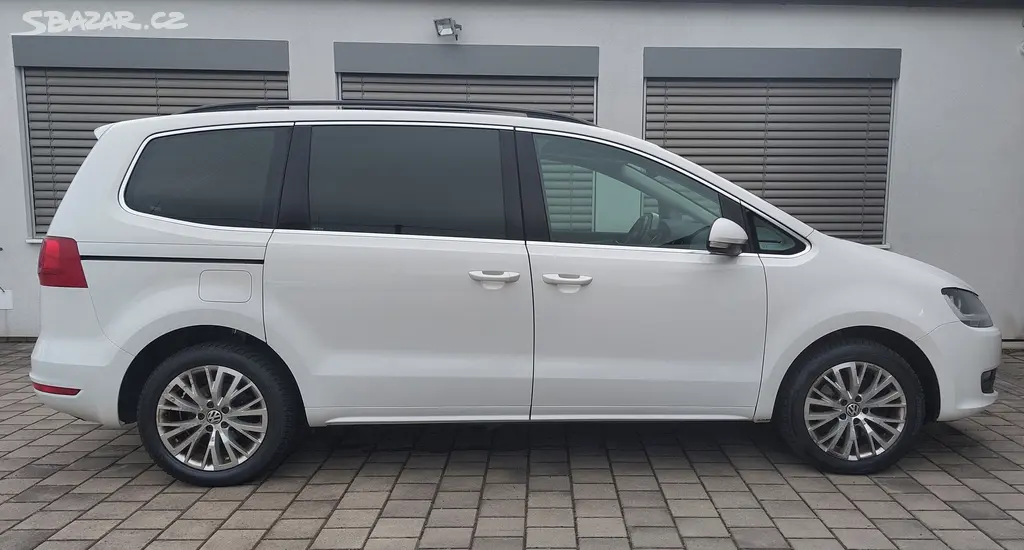 Volkswagen Sharan, 2.0 TDI - 7-místné + tažné - fotka 4